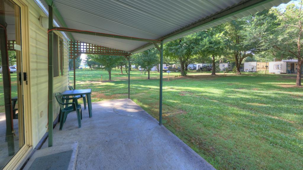 Colac Colac Caravan Park Corryong Exterior photo